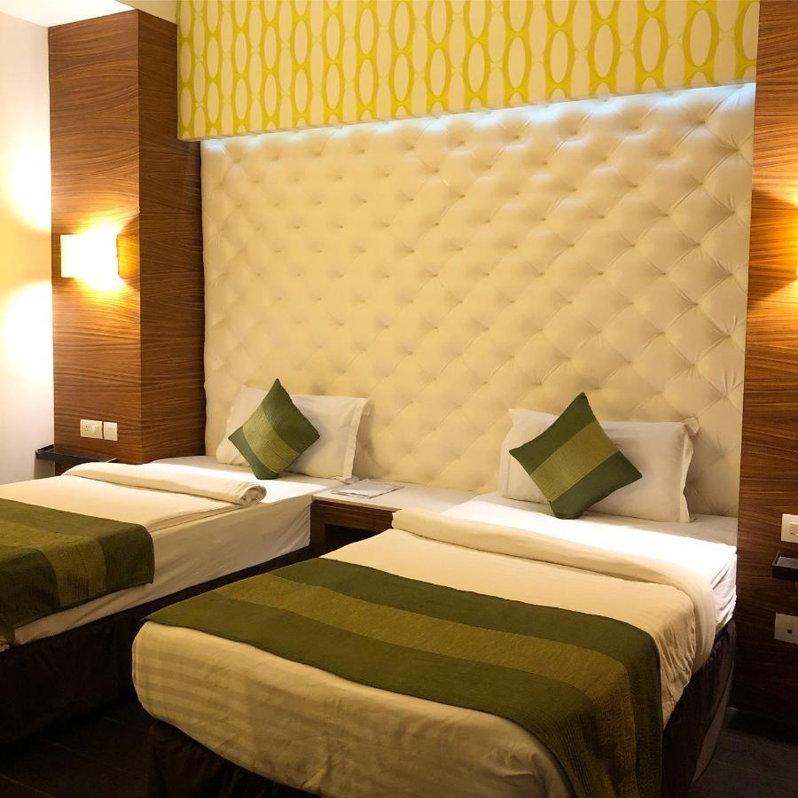 Hotel Ivory 32 New Delhi Ngoại thất bức ảnh