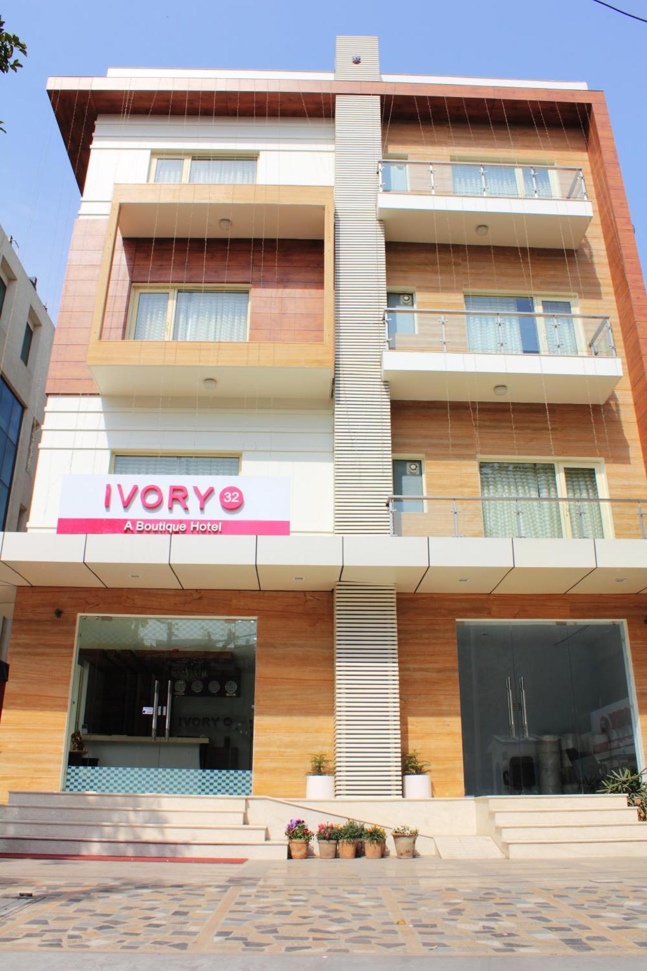 Hotel Ivory 32 New Delhi Ngoại thất bức ảnh