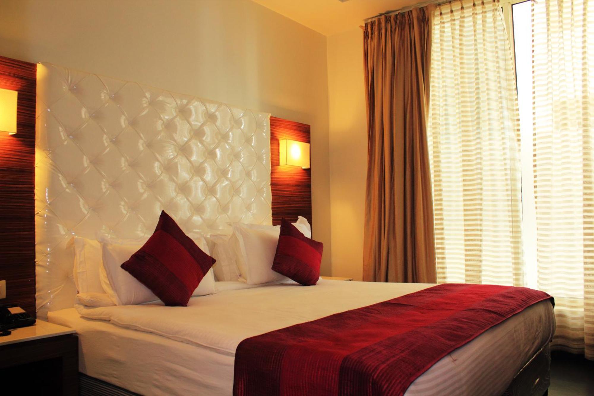 Hotel Ivory 32 New Delhi Ngoại thất bức ảnh