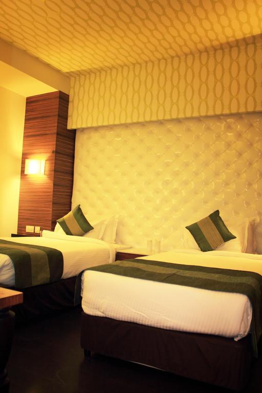 Hotel Ivory 32 New Delhi Ngoại thất bức ảnh